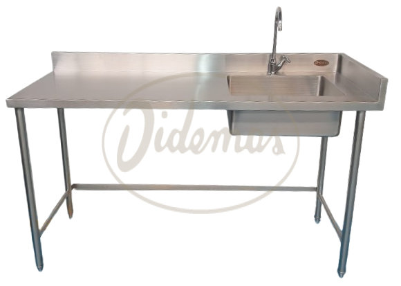 5. MESA CON POCETA